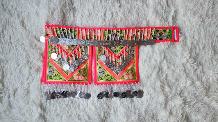 2023年新款方形加大多边绿色螺纹版腰带（中国版硬币）