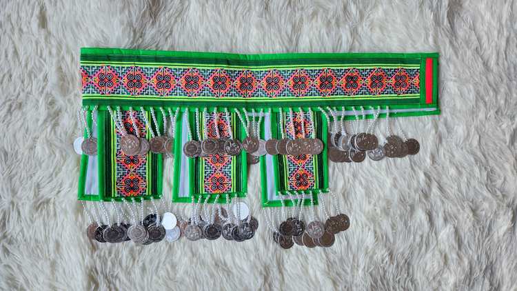 2023年新款花式绿色螺纹版腰带（中国版硬币）