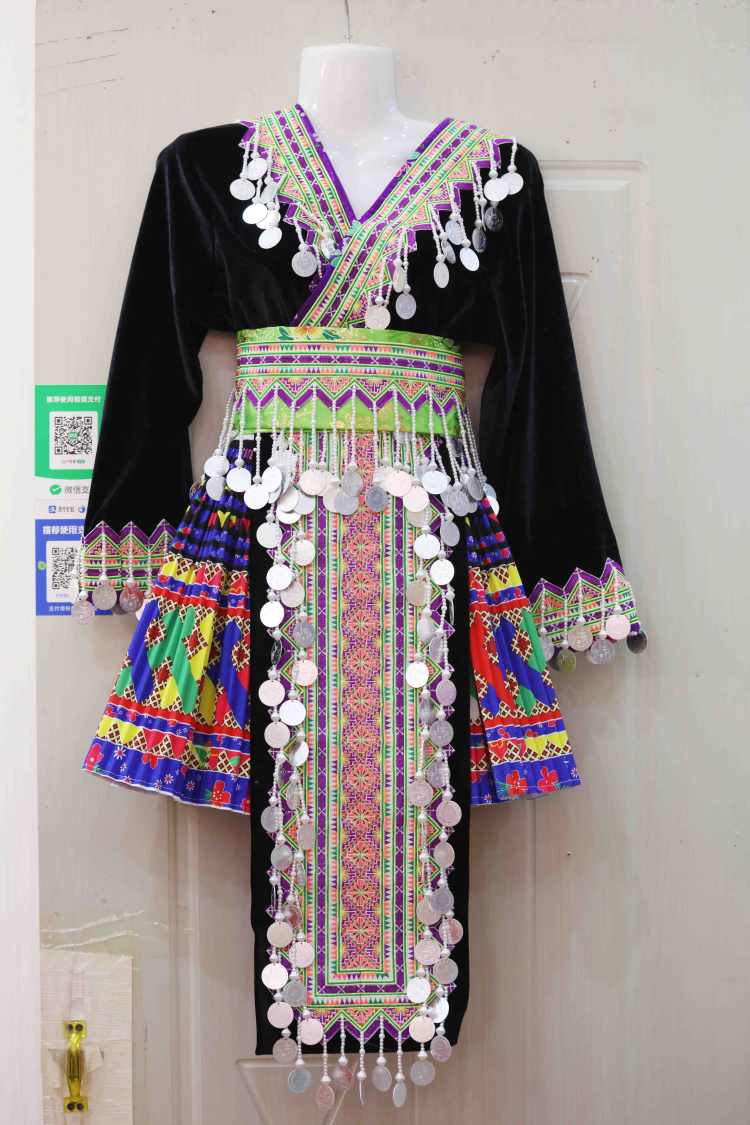 新款【机器绣花+中国版硬币】