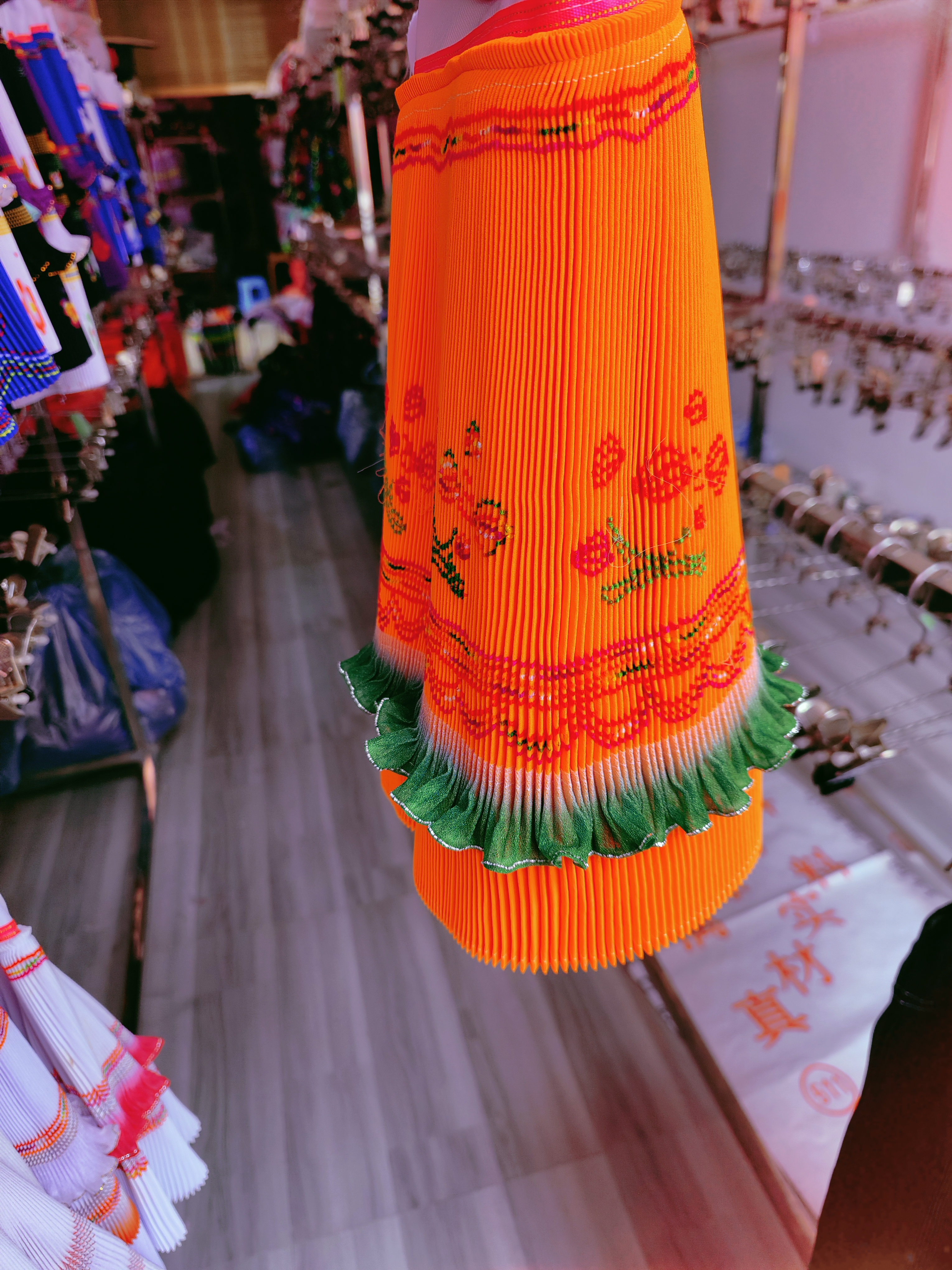绣花裙00006