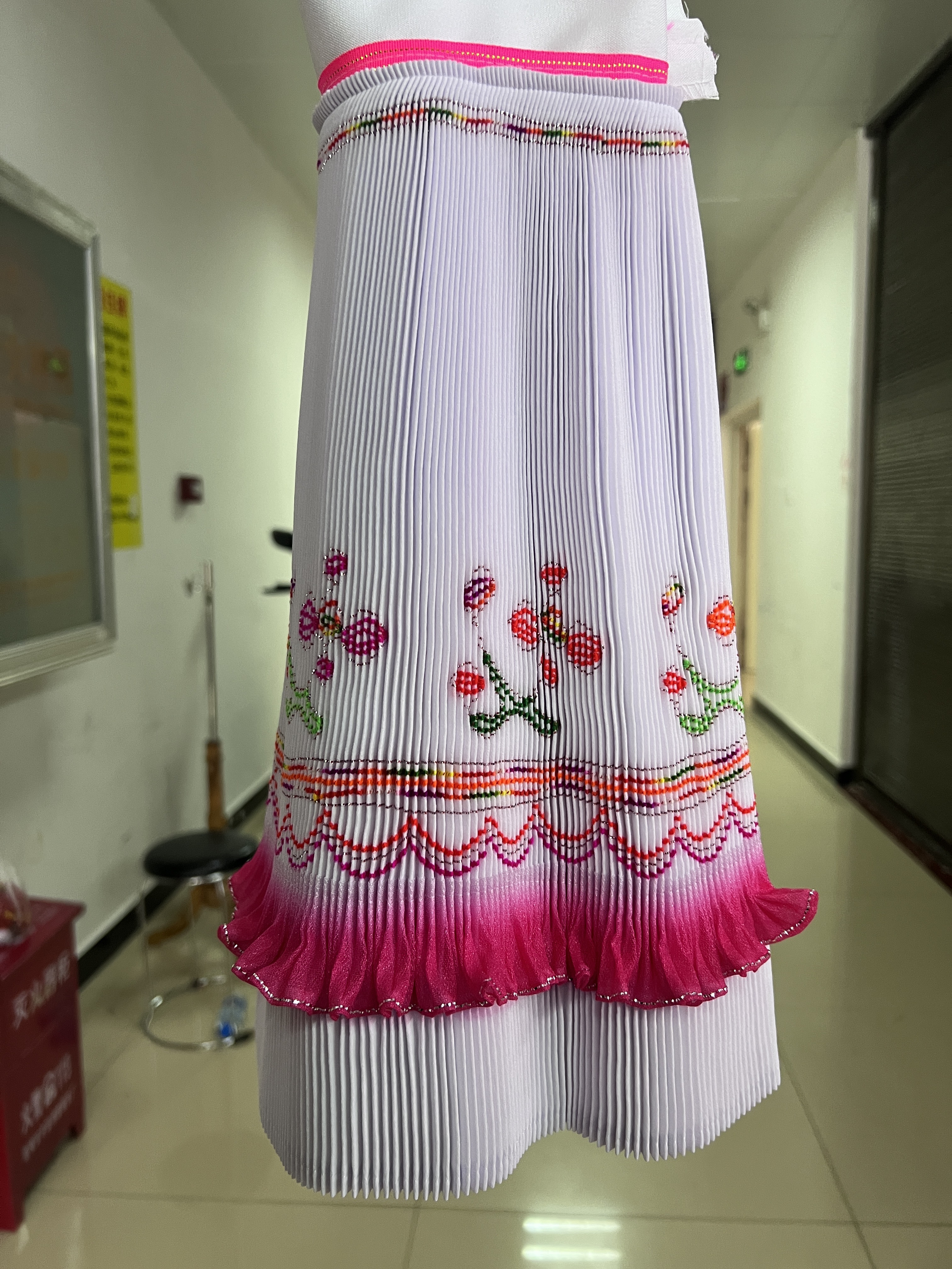 绣花裙20