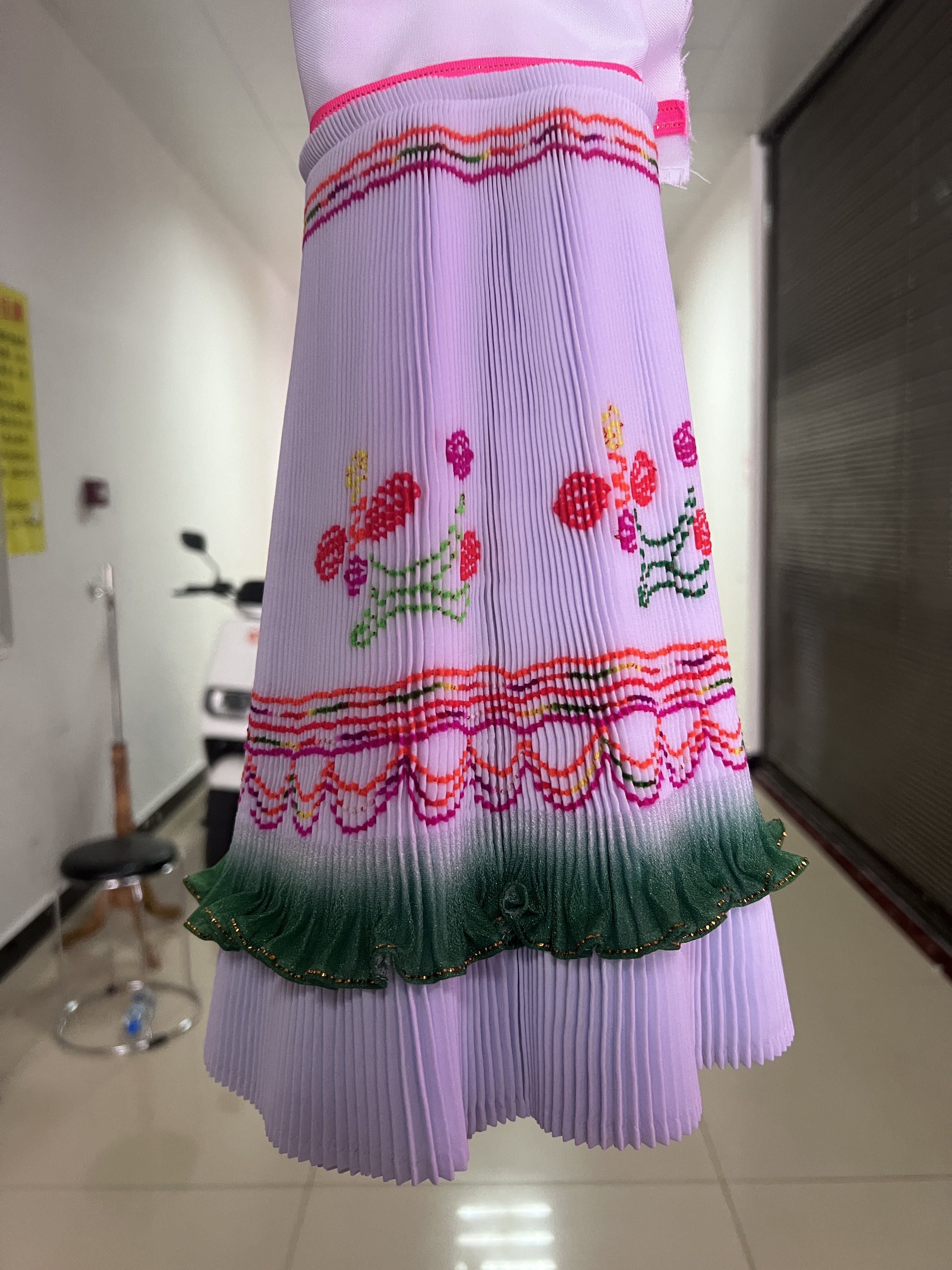 绣花裙9