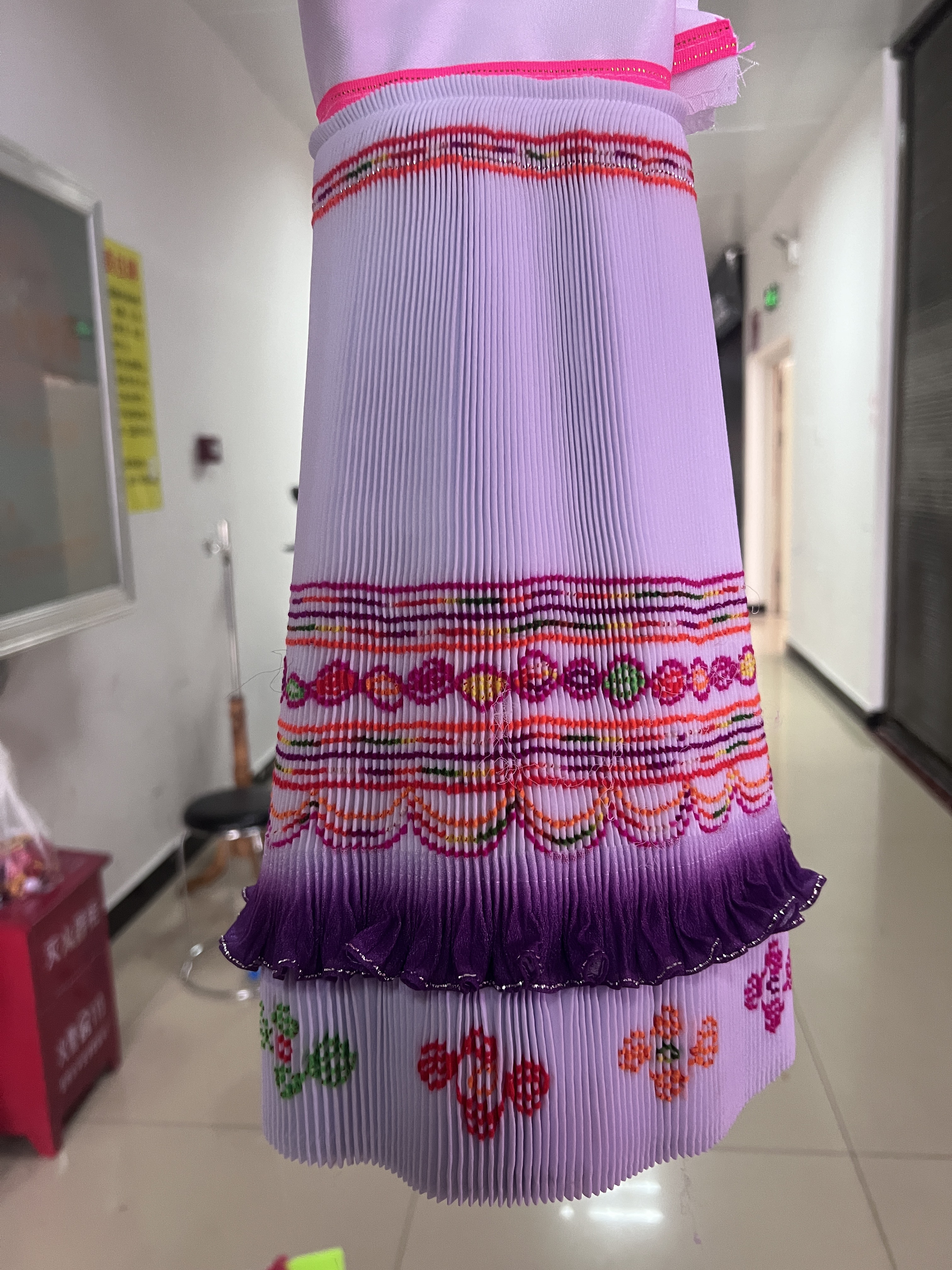 绣花裙5