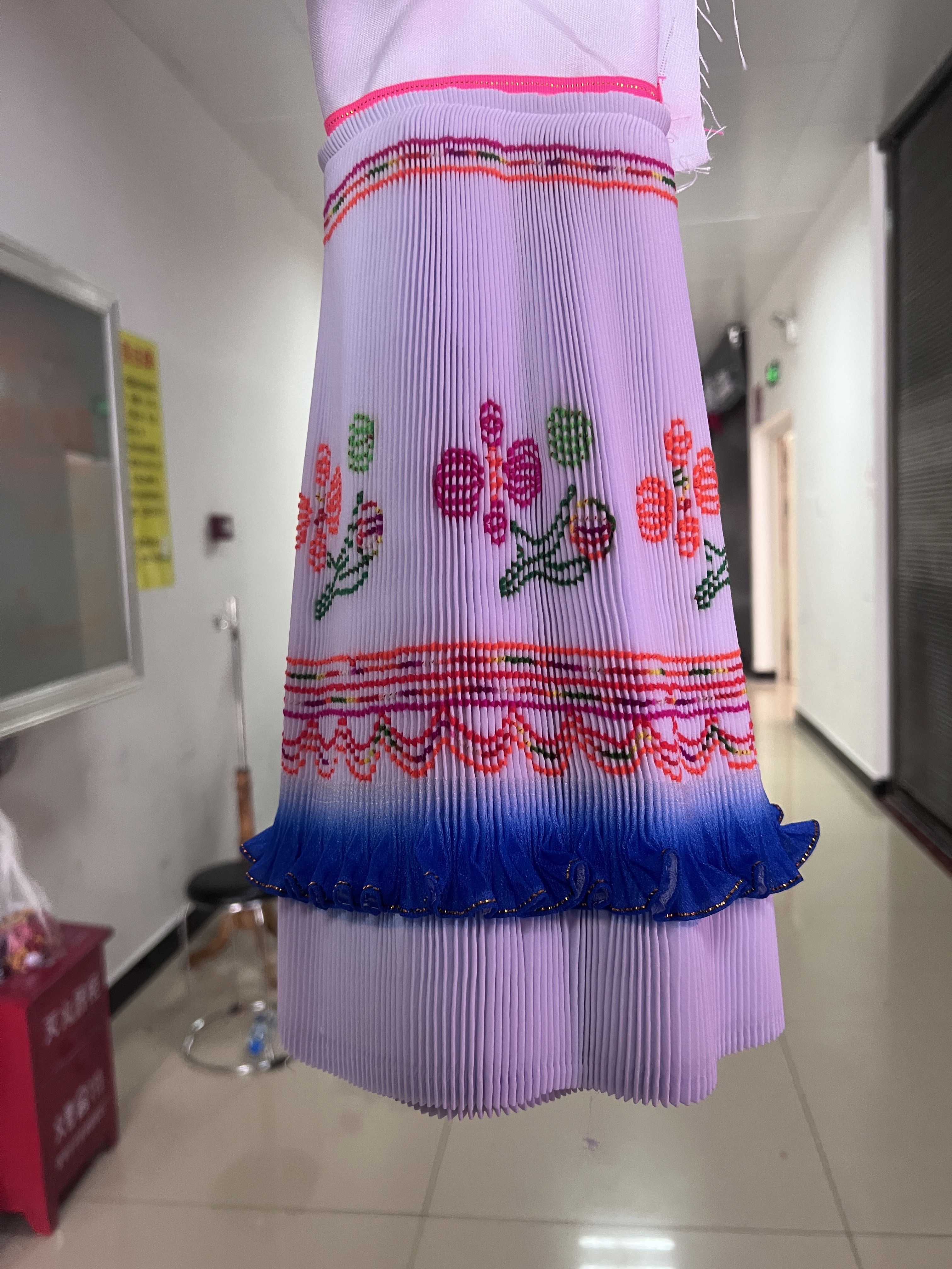 绣花裙6