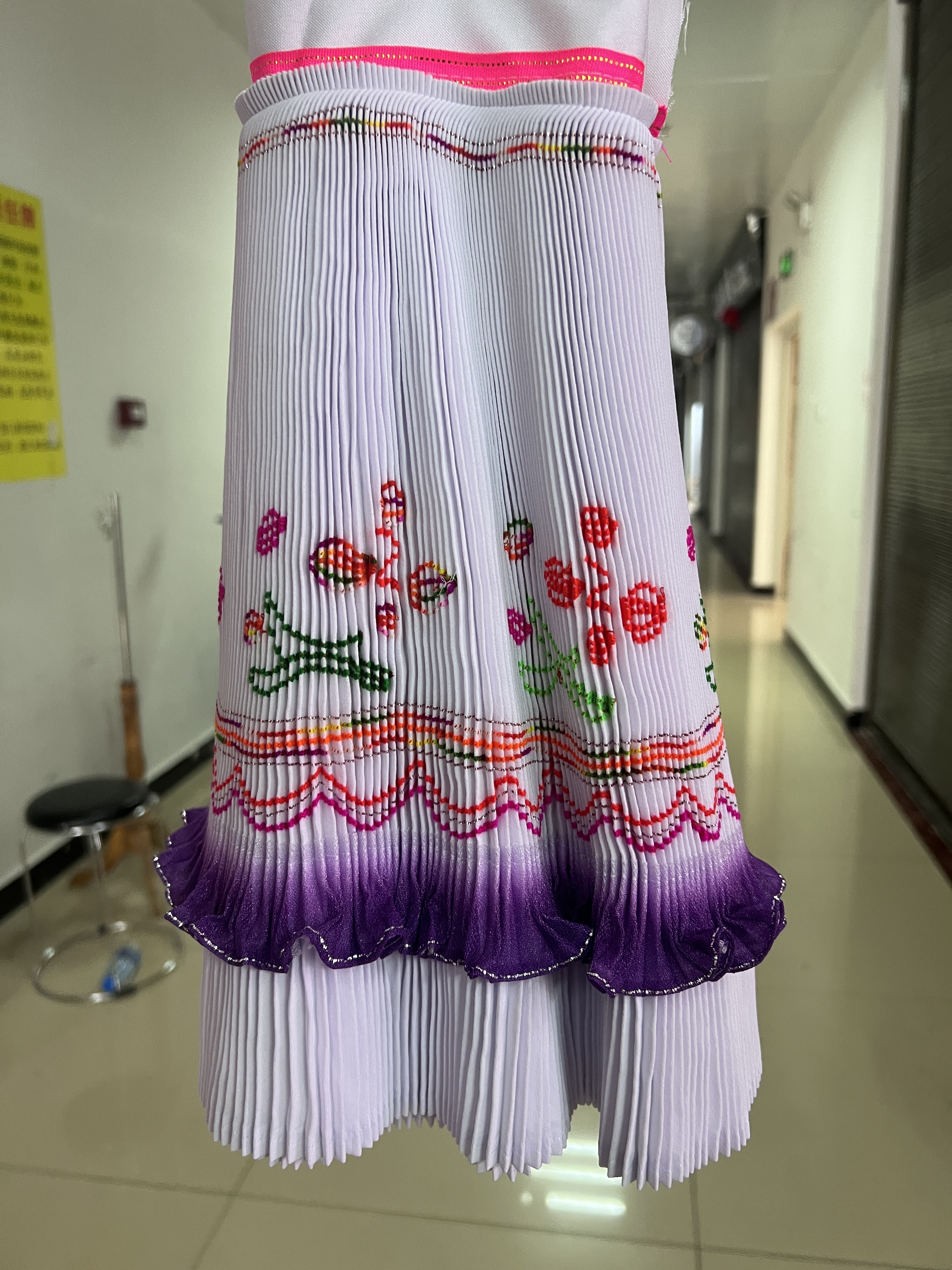 绣花裙19